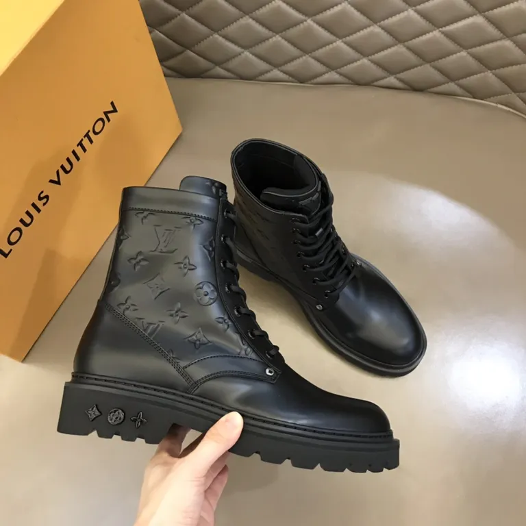 Louis Vuitton Shoe 